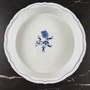 VTG Blue Danube Blue Onion Porcelain Pie Plate 9 1/4in Wide MINT!
